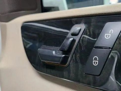 Used 2015 Mercedes-Benz ML 350 ML 350 4MATIC Sport Utility 4D w/ Premium 1 Package image 15