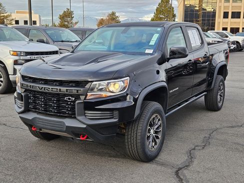 Used 2021 Chevrolet Colorado ZR2 image 11