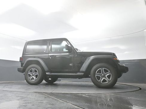 Used 2023 Jeep Wrangler Sport S image 50