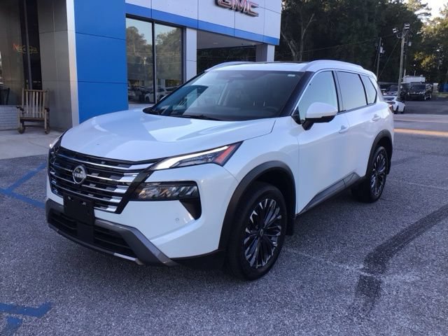 Used 2025 Nissan Rogue SL w/ Tech Package AWD/4WD image 1