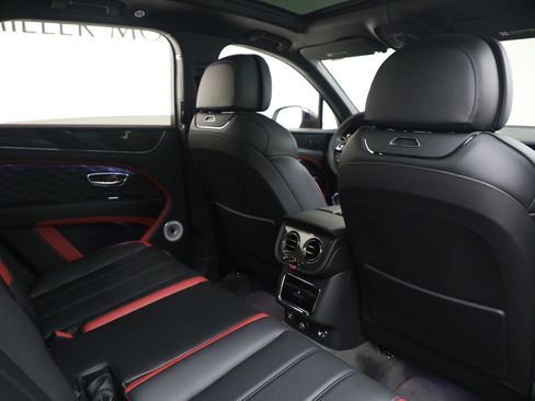 New 2026 Bentley Bentayga Speed image 25
