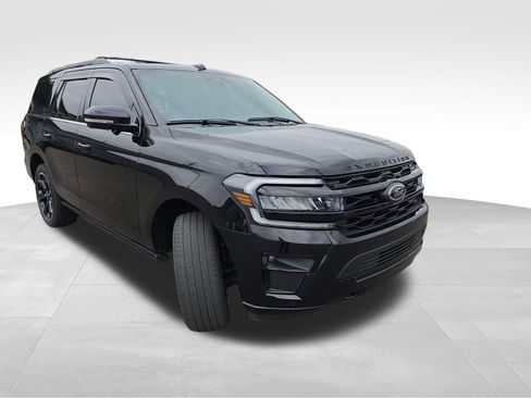 Used 2023 Ford Expedition Limited AWD/4WD image 9