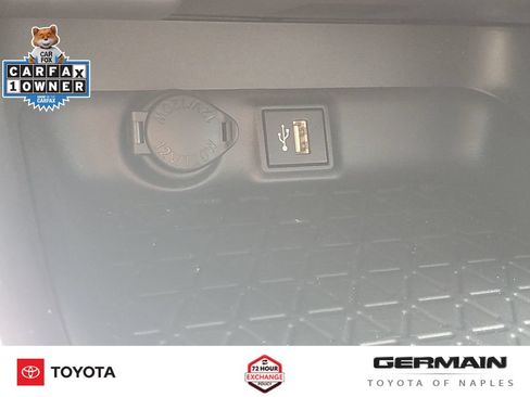 Used 2025 Toyota RAV4 XLE w/ Convenience Package FWD image 32