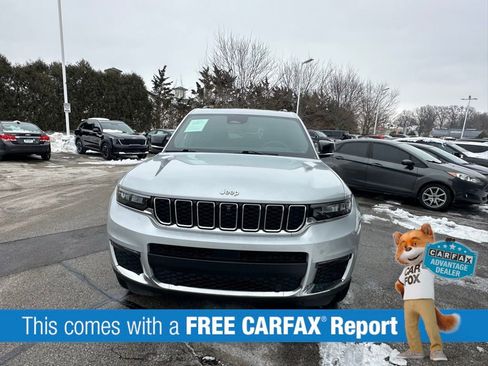 Used 2024 Jeep Grand Cherokee L Limited w/ Luxury Tech Group II image 2