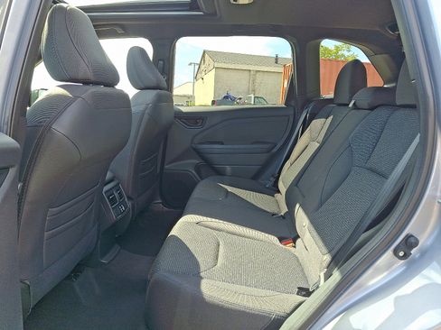 Used 2025 Subaru Forester Premium w/ Convenience Package #1 image 10