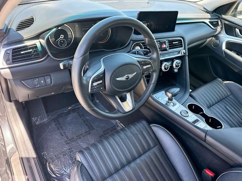 Used 2022 Genesis G70 2.0T w/ Prestige Package RWD image 9