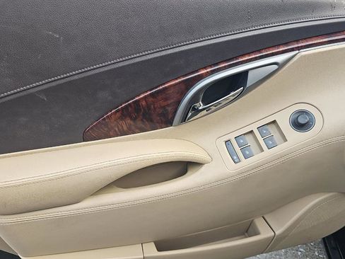 Used 2013 Buick LaCrosse Leather image 11