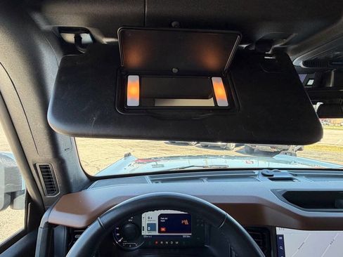 Used 2024 Ford Bronco Outer Banks AWD/4WD image 37