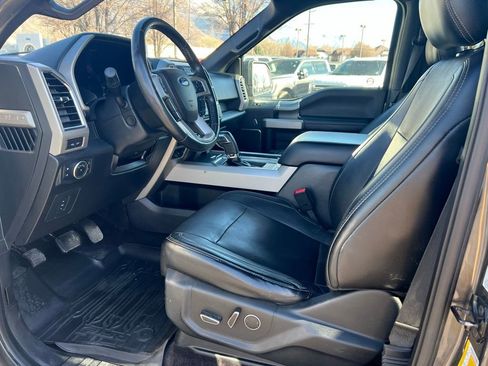 Used 2017 Ford F150 Lariat w/ Equipment Group 502A Luxury AWD/4WD image 26