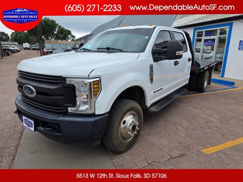 Used 2019 Ford F350 XL w/ Power Equipment Group AWD/4WD image 1