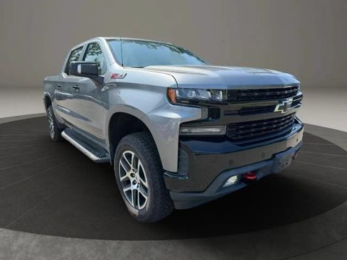 Used 2019 Chevrolet Silverado 1500 LT Trail Boss AWD/4WD image 3