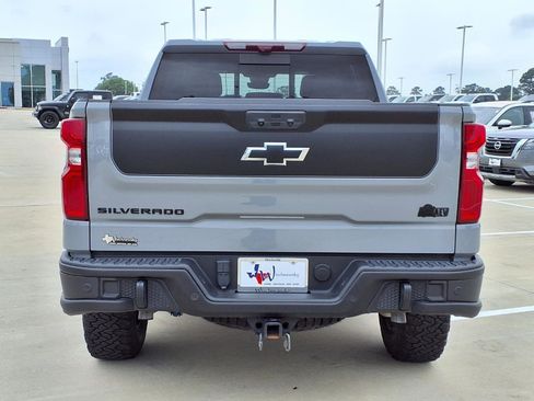 Used 2024 Chevrolet Silverado 1500 ZR2 w/ ZR2 Bison Edition AWD/4WD image 7