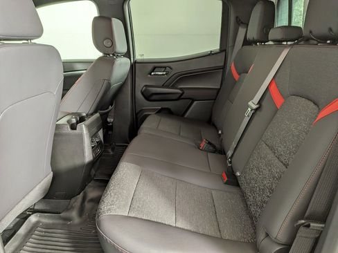 Certified 2024 Chevrolet Colorado Z71 w/ Z71 Convenience Package 2 image 34