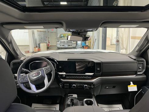 New 2026 GMC Sierra 1500 Elevation w/ Elevation Premium Package image 8