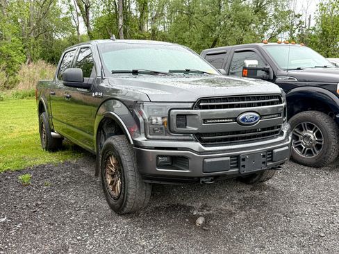 Used 2018 Ford F150 XLT w/ Equipment Group 302A Luxury AWD/4WD image 10