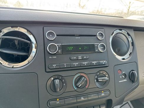 Used 2010 Ford F350 XLT image 14