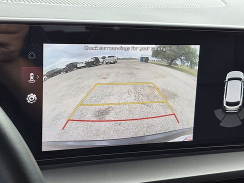 Used 2025 Kia Telluride S FWD image 15
