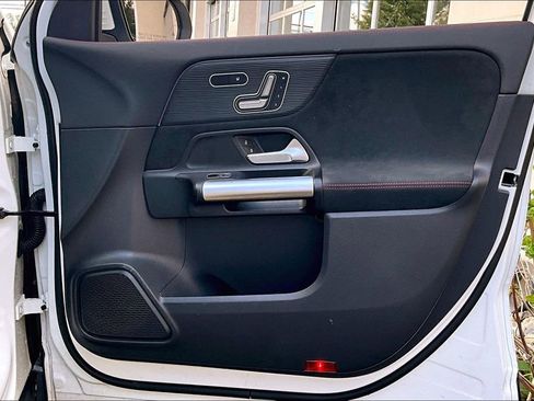 Certified 2023 Mercedes-Benz GLA 250 4MATIC image 19