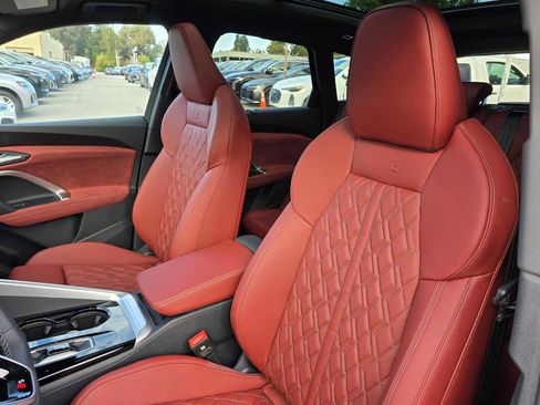 New 2025 Audi SQ5 Premium Plus image 21