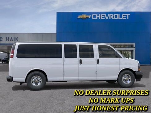 New 2026 Chevrolet Express 3500 LS RWD image 5