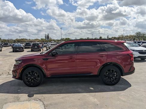 Certified 2022 Kia Sorento SX image 6