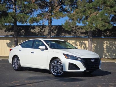 New 2025 Nissan Altima 2.5 SL