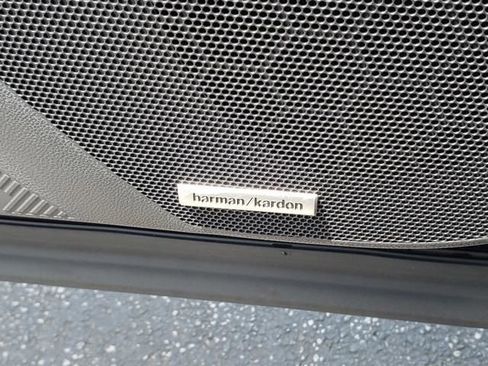 Used 2025 Subaru Forester Touring w/ Touring Package image 17