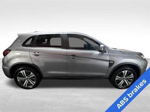 Used 2020 Mitsubishi Outlander Sport AWD image 4