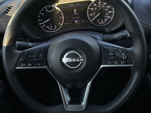 Used 2024 Nissan Sentra SV image 13