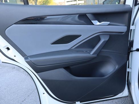 New 2026 Volkswagen Tiguan SE R-Line image 26