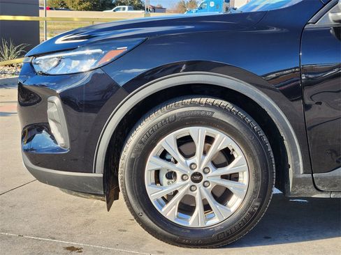 Used 2025 Ford Escape Active image 8