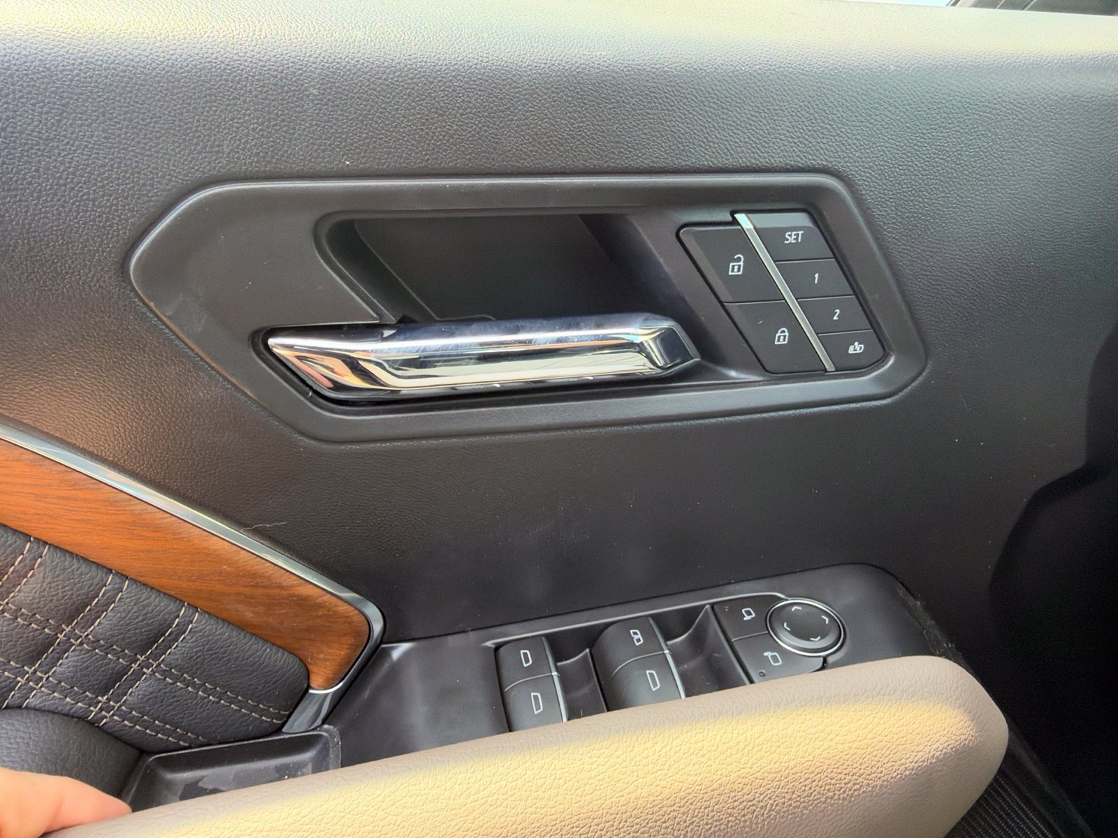 Used 2026 GMC Canyon Denali AWD/4WD image 18