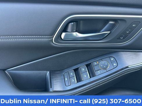 New 2026 Nissan Rogue Platinum w/ Tech Package AWD/4WD image 12