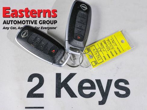 Used 2023 Nissan Pathfinder SV w/ SV Premium Package AWD/4WD image 26