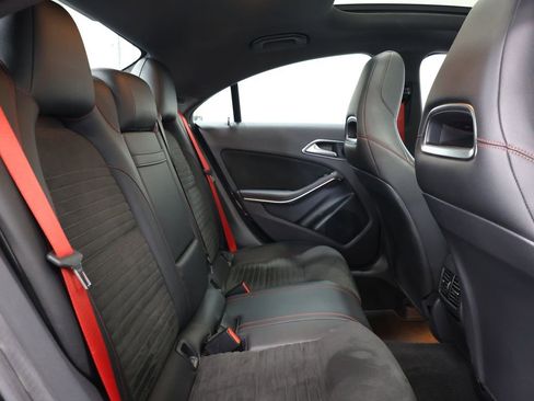 Used 2015 Mercedes-Benz CLA 250 4MATIC image 24