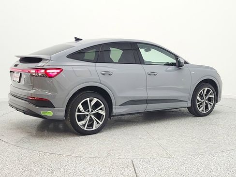 Used 2023 Audi Q4 e-tron Premium Plus image 5