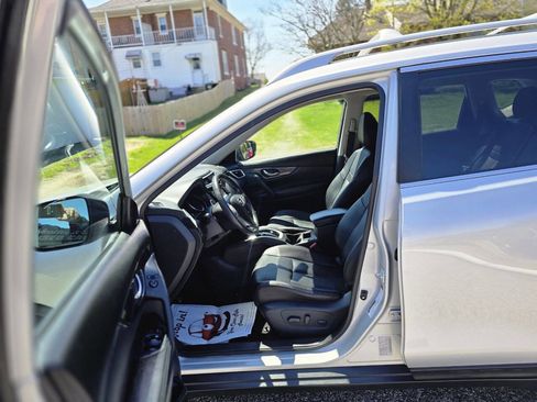 Used 2015 Nissan Rogue SL image 25