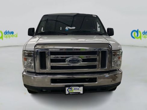 Used 2013 Ford E-250 and Econoline 250 w/ Commercial Cargo Van Pkg RWD image 12