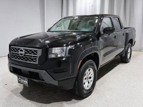 Used 2024 Nissan Frontier SV image 7