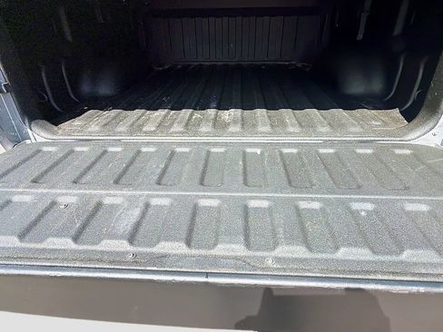 Used 2022 RAM 1500 Laramie AWD/4WD image 30