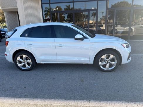 Used 2023 Audi Q5 2.0T Premium Plus image 3