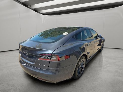 Used 2020 Tesla Model S Long Range Plus AWD/4WD image 10