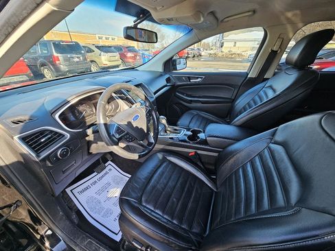 Used 2017 Ford Edge SEL w/ Equipment Group 201A image 16