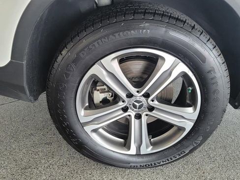 Used 2019 Mercedes-Benz GLC 350e 4MATIC image 8