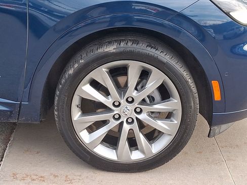 Used 2023 Buick Envision Avenir image 8