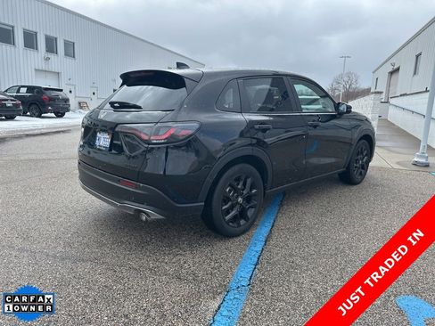 Used 2023 Honda HR-V Sport image 6