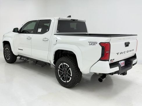 New 2026 Toyota Tacoma TRD Sport AWD/4WD image 37