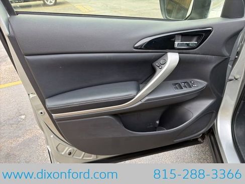 Used 2024 Mitsubishi Eclipse Cross SEL AWD/4WD image 24