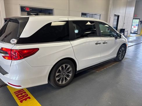Used 2022 Honda Odyssey EX-L image 8