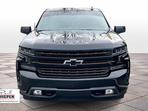 Used 2021 Chevrolet Silverado 1500 RST image 3